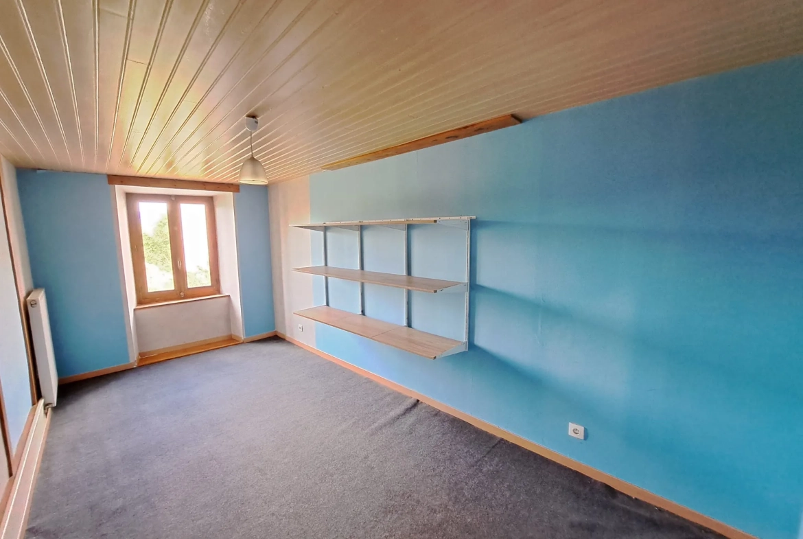 Maison de hameau à vendre à Marsac-en-Livradois, 123 m² avec dépendances 