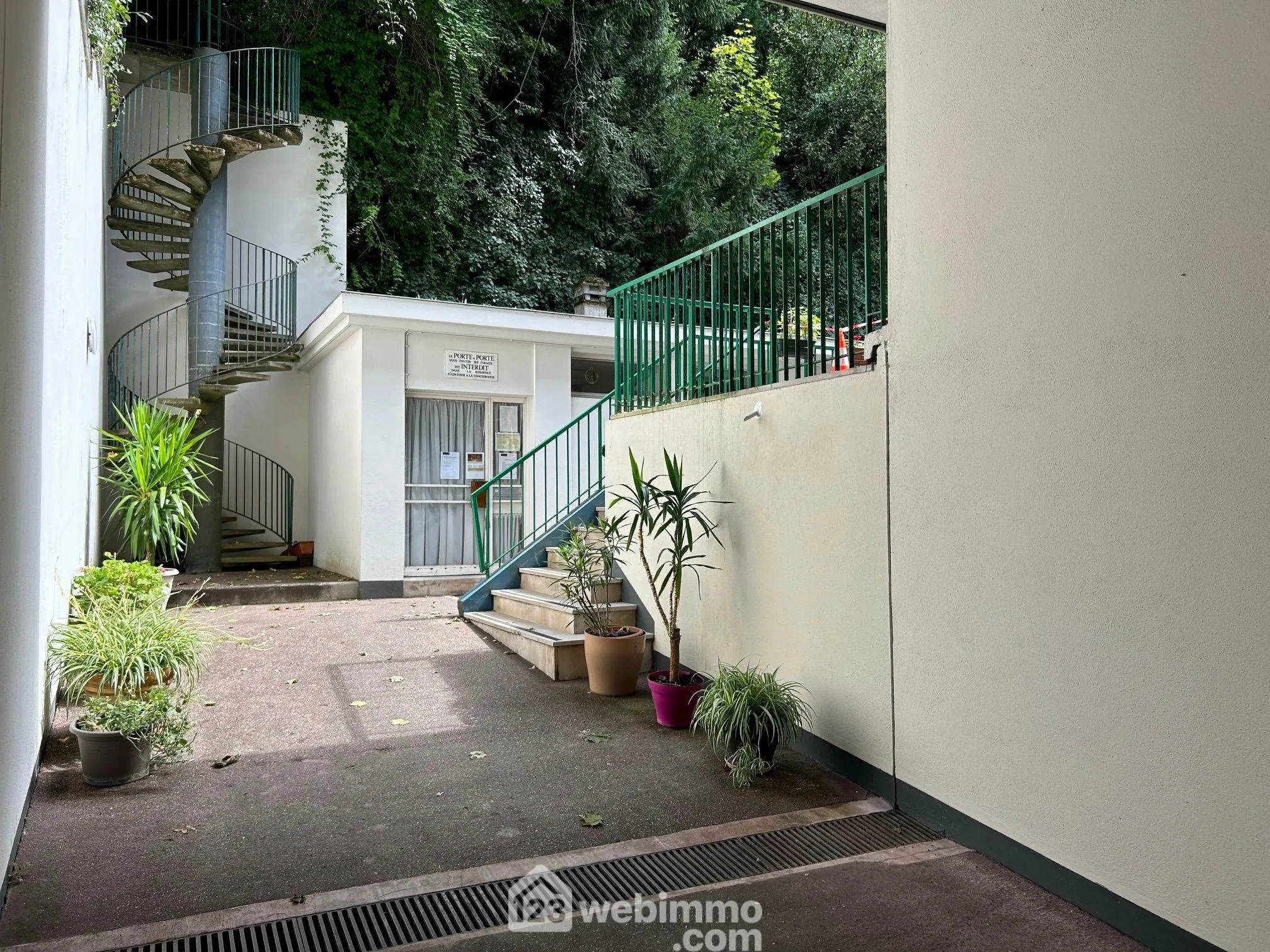 A vendre appartement T4 lumineux à Poitiers, proche gare et centre-ville 