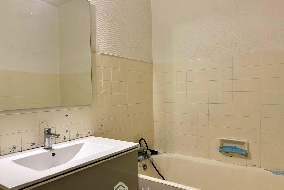 A vendre appartement T4 lumineux à Poitiers, proche gare et centre-ville 