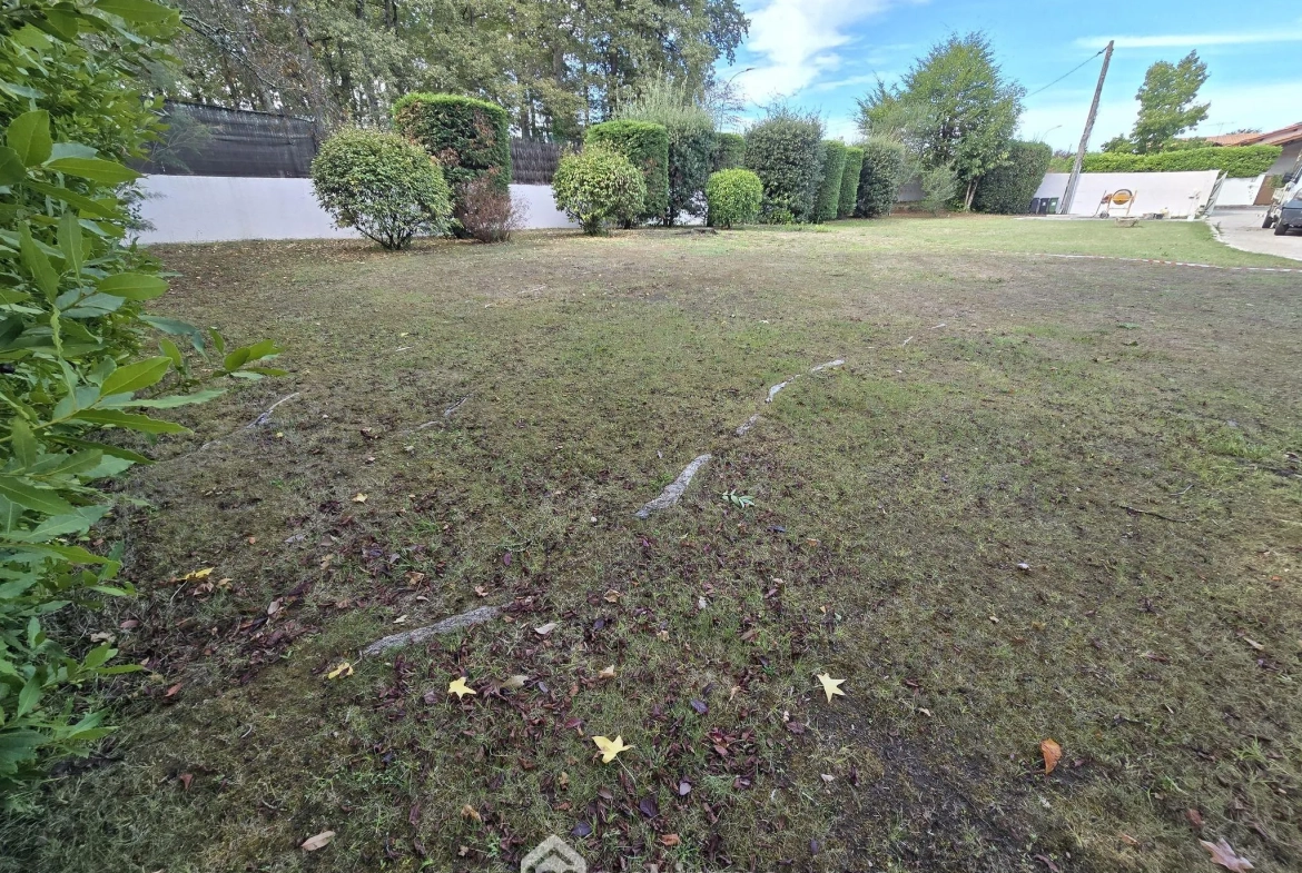 Terrain à bâtir de 459 m² à Carbon Blanc – Idéal pour votre future maison 