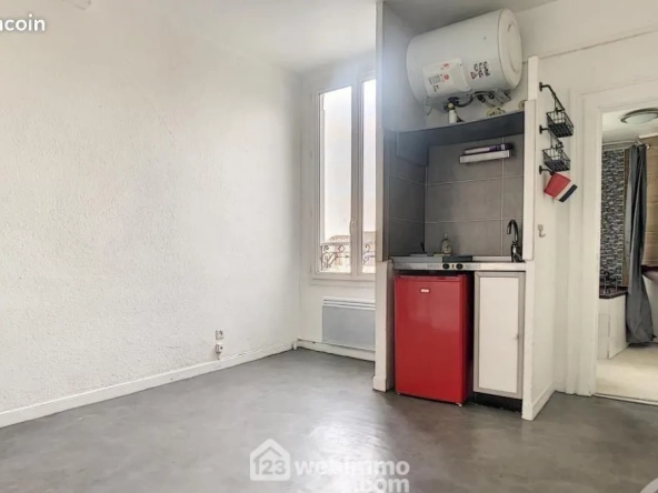 Studio meublé de 17 m² à Reims, emplacement central idéal pour investissement ou premier achat