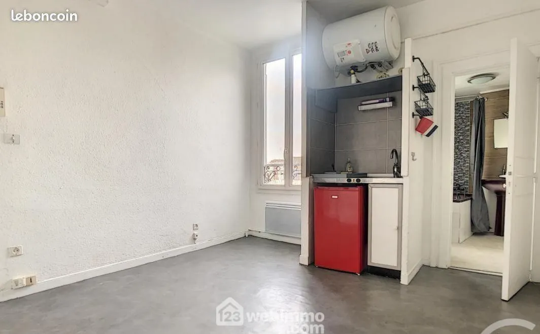 Studio meublé de 17 m² à Reims, emplacement central idéal pour investissement ou premier achat 
