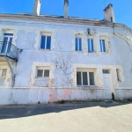 Immeuble de rapport de 261 m² à Bruyères-et-Montbérault, potentiel locatif élevé