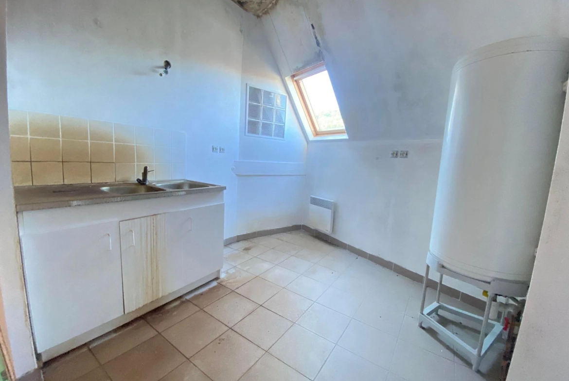 Immeuble de rapport de 261 m² à Bruyères-et-Montbérault, potentiel locatif élevé 