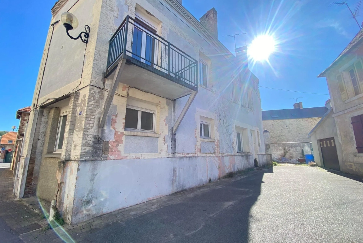 Immeuble de rapport de 261 m² à Bruyères-et-Montbérault, potentiel locatif élevé 