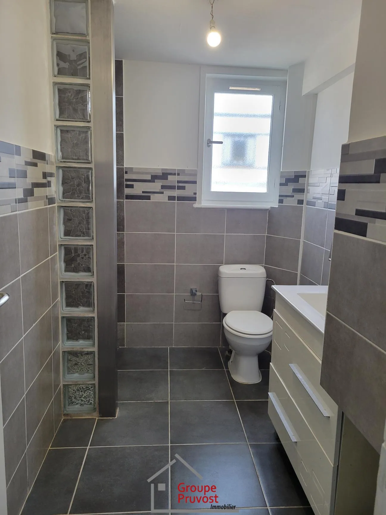 Maison rénovée de 162 m² avec 4 chambres à Parigny, proche Coteau 