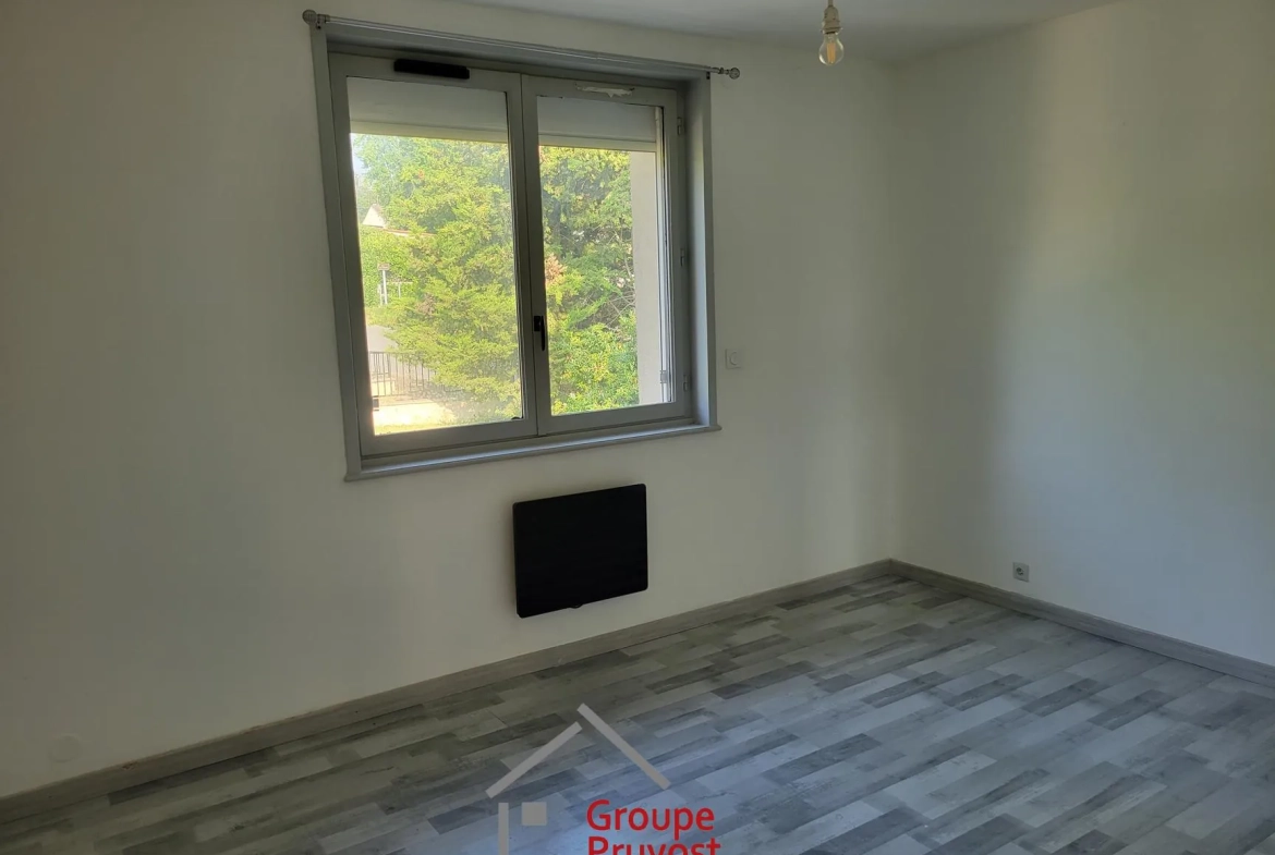 Maison rénovée de 162 m² avec 4 chambres à Parigny, proche Coteau 