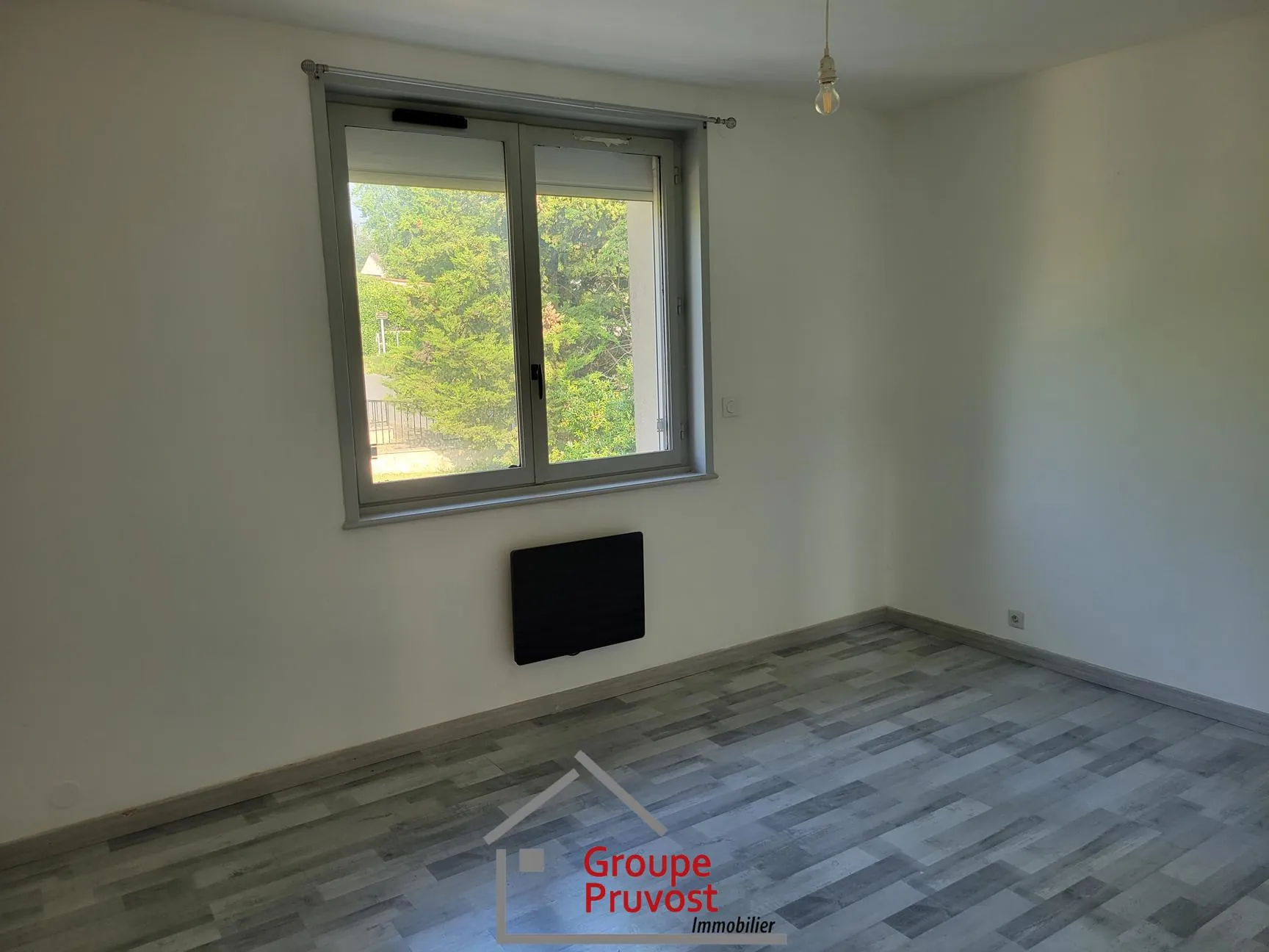 Maison rénovée de 162 m² avec 4 chambres à Parigny, proche Coteau 