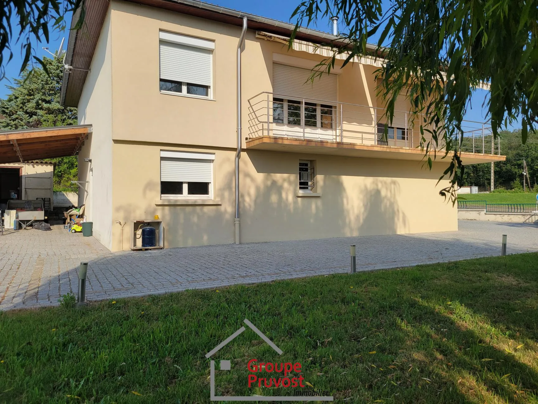 Maison rénovée de 162 m² avec 4 chambres à Parigny, proche Coteau 