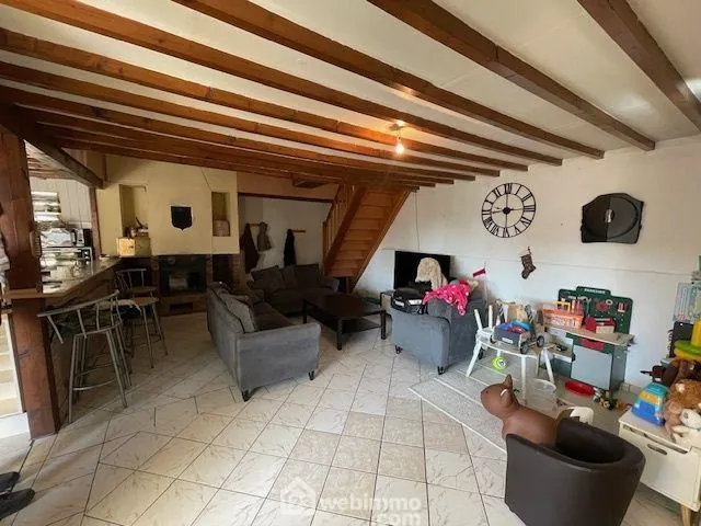 Maison à Noyon de 115m² avec dépendances et terrain constructible 