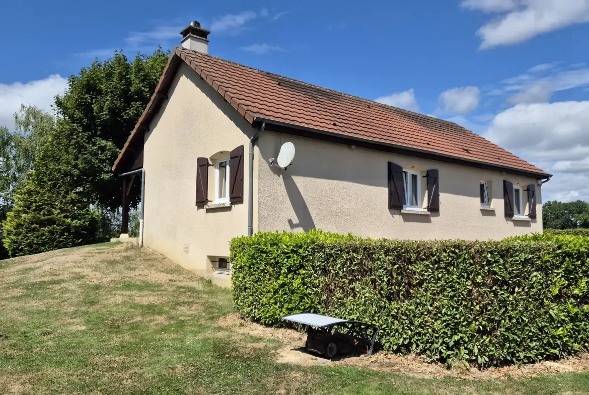 Belle maison avec piscine et grand jardin à La Motte Saint-Jean 