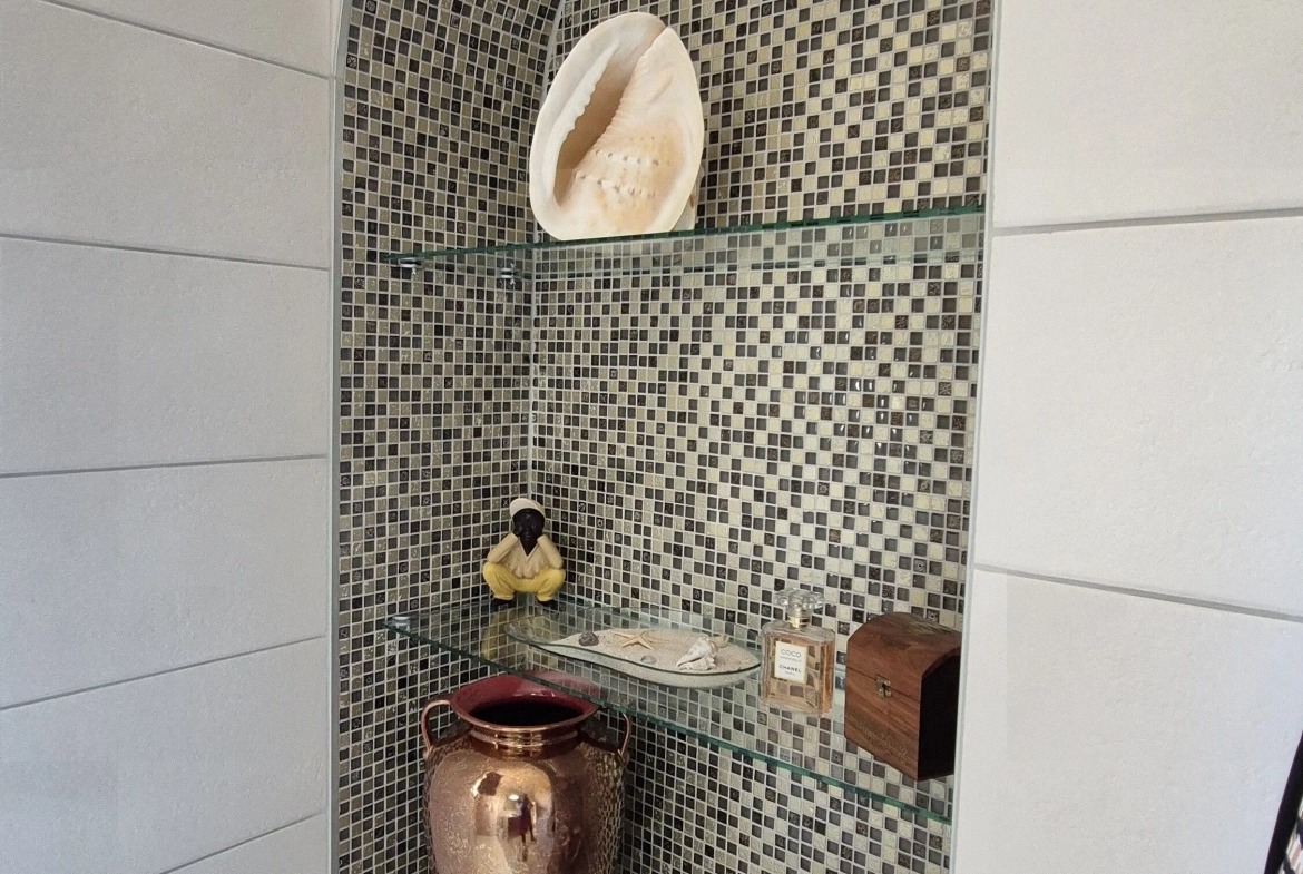 Belle maison avec piscine et grand jardin à La Motte Saint-Jean 