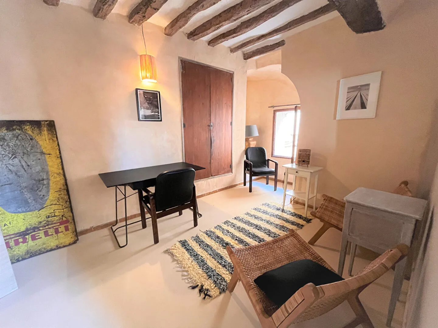 Charmant appartement rénové de 75m² avec vue à Saint-Saturnin-lès-Apt 