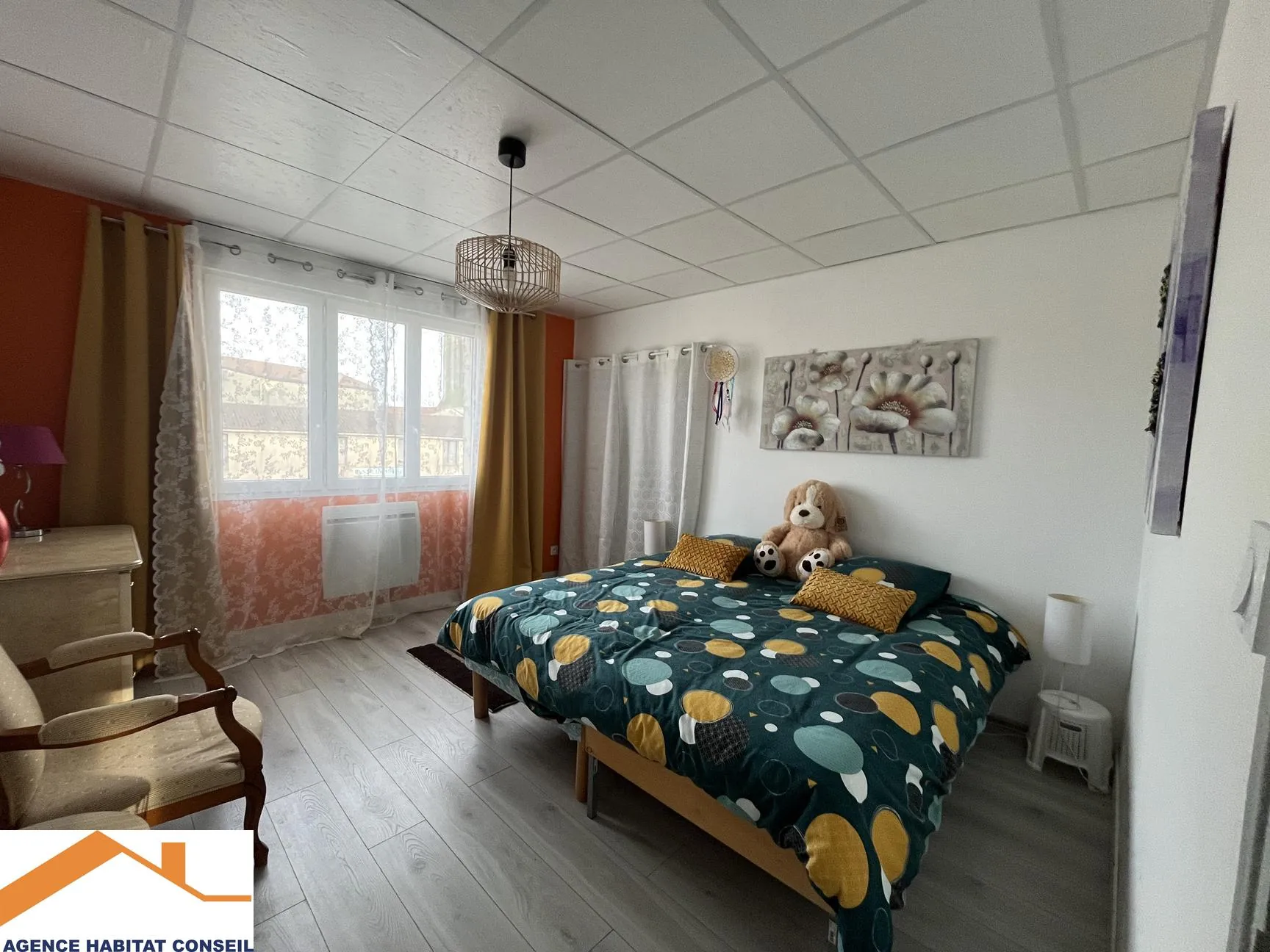 Grande maison à vendre à Saint Denis La Chevasse avec garage et dépendance 