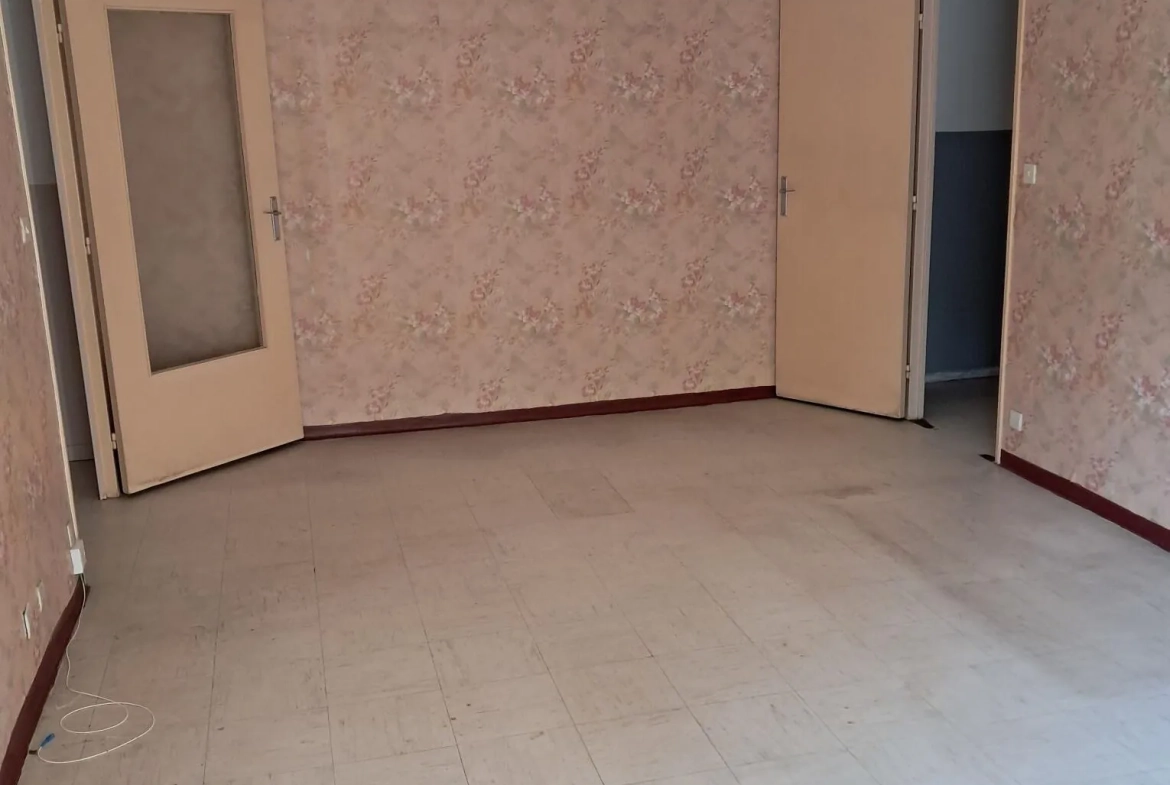 Appartement T2 avec balcon et cave à Marseille, secteur Prado, proximité plages 
