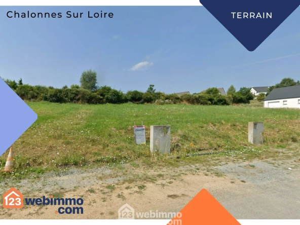 Terrain à vendre de 374 m² à Chalonnes-sur-Loire, emplacement calme et proche des commodités