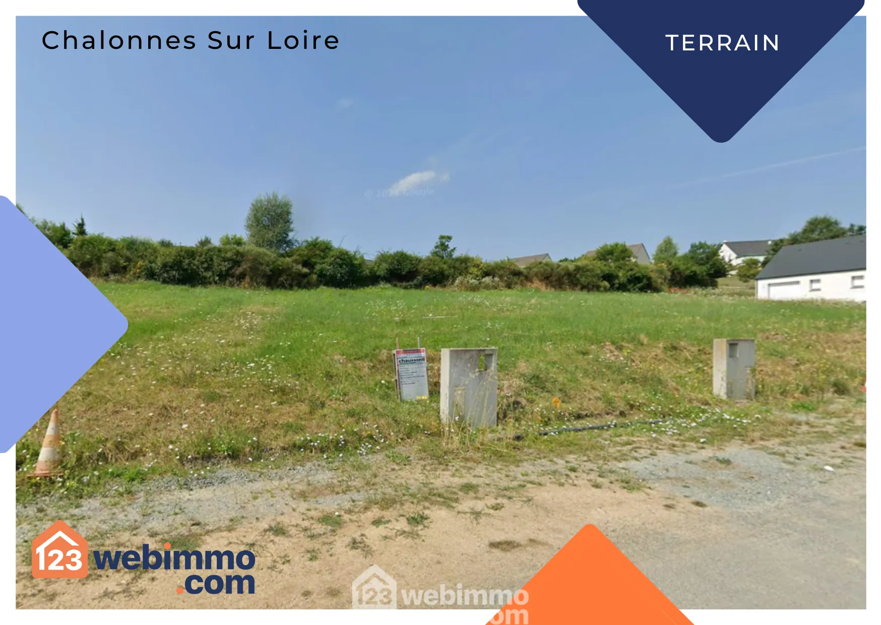 Terrain à vendre de 374 m² à Chalonnes-sur-Loire, emplacement calme et proche des commodités 