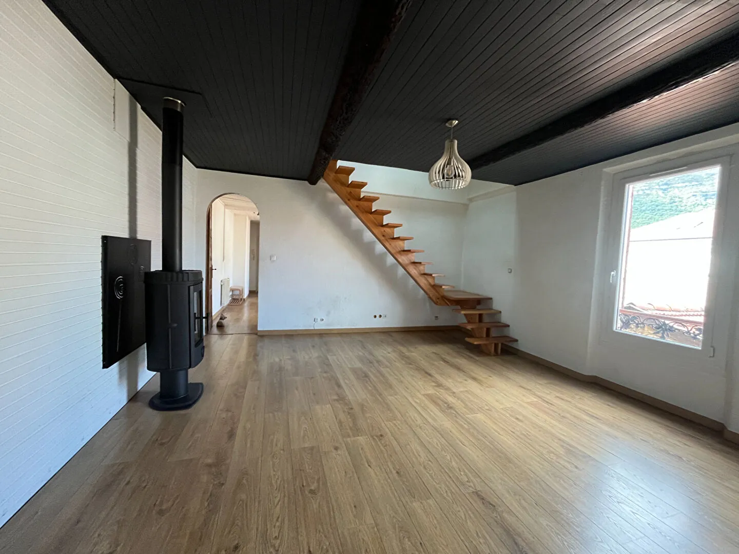 Appartement duplex 3 pièces à Laragne Monteglin - Centre-ville 