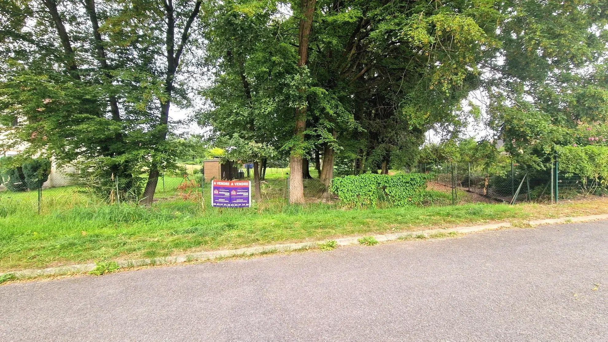 Terrain à bâtir plat de 1745 m² à Mons-en-Laonnois – Hors lotissement 