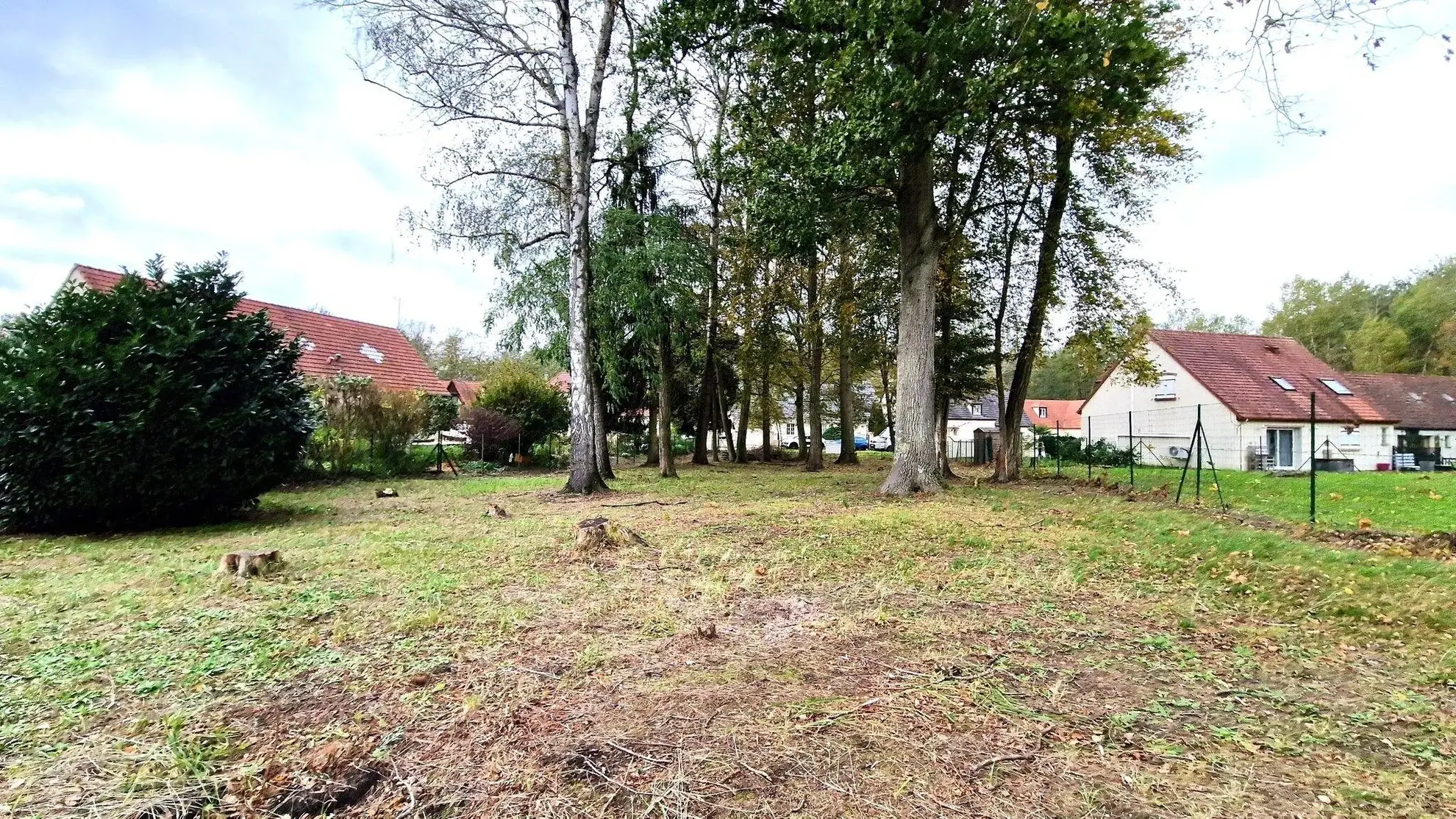 Terrain à bâtir plat de 1745 m² à Mons-en-Laonnois – Hors lotissement 