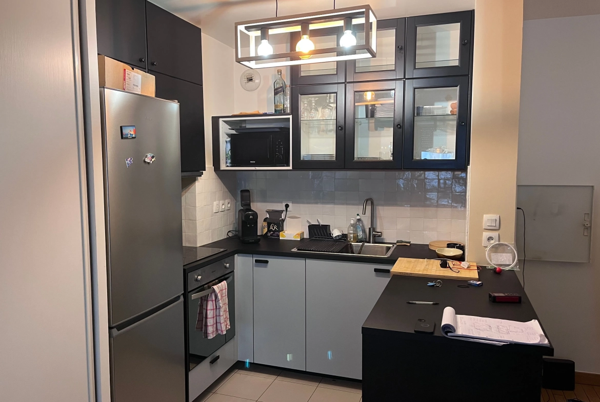 Achat d'un T2 lumineux de 42 m² à La Garenne-Colombes, proche transports et commerces 