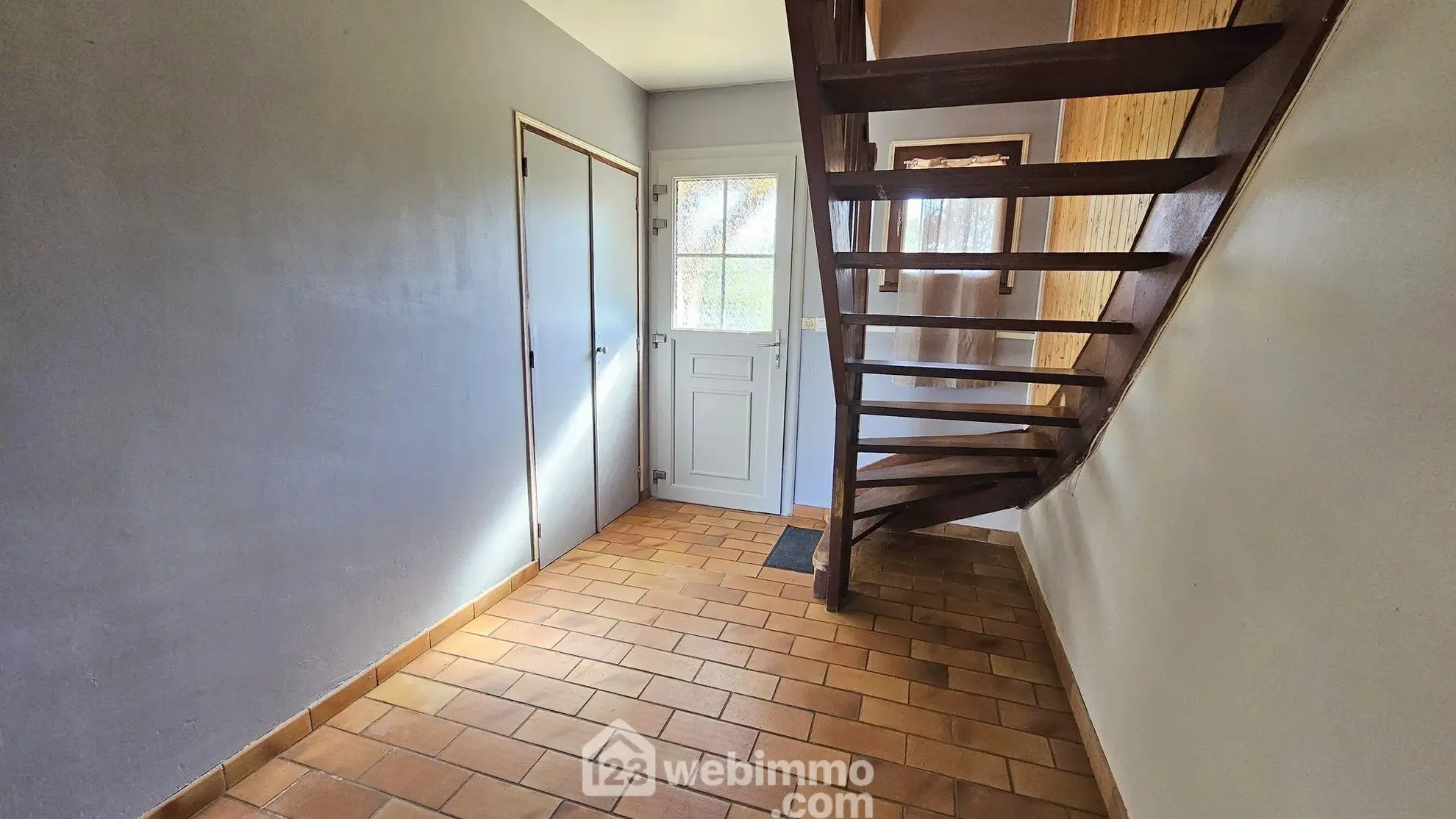 Maison familiale avec dépendances, piscine et grand terrain à Boulancourt 