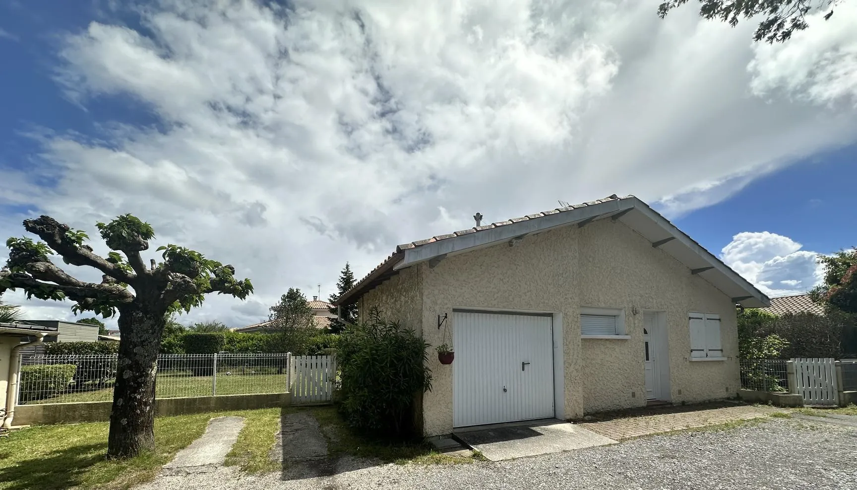 Maison de plain-pied à vendre à La Teste-de-Buch sur 712 m² - Idéal pour vacances ou résidence principale 