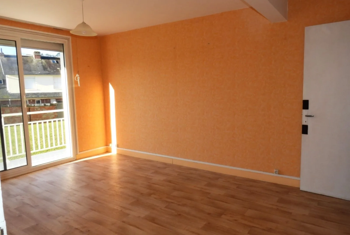 Appartement à Fécamp avec balcon, proche centre-ville, idéal investisseur ou résidence secondaire 