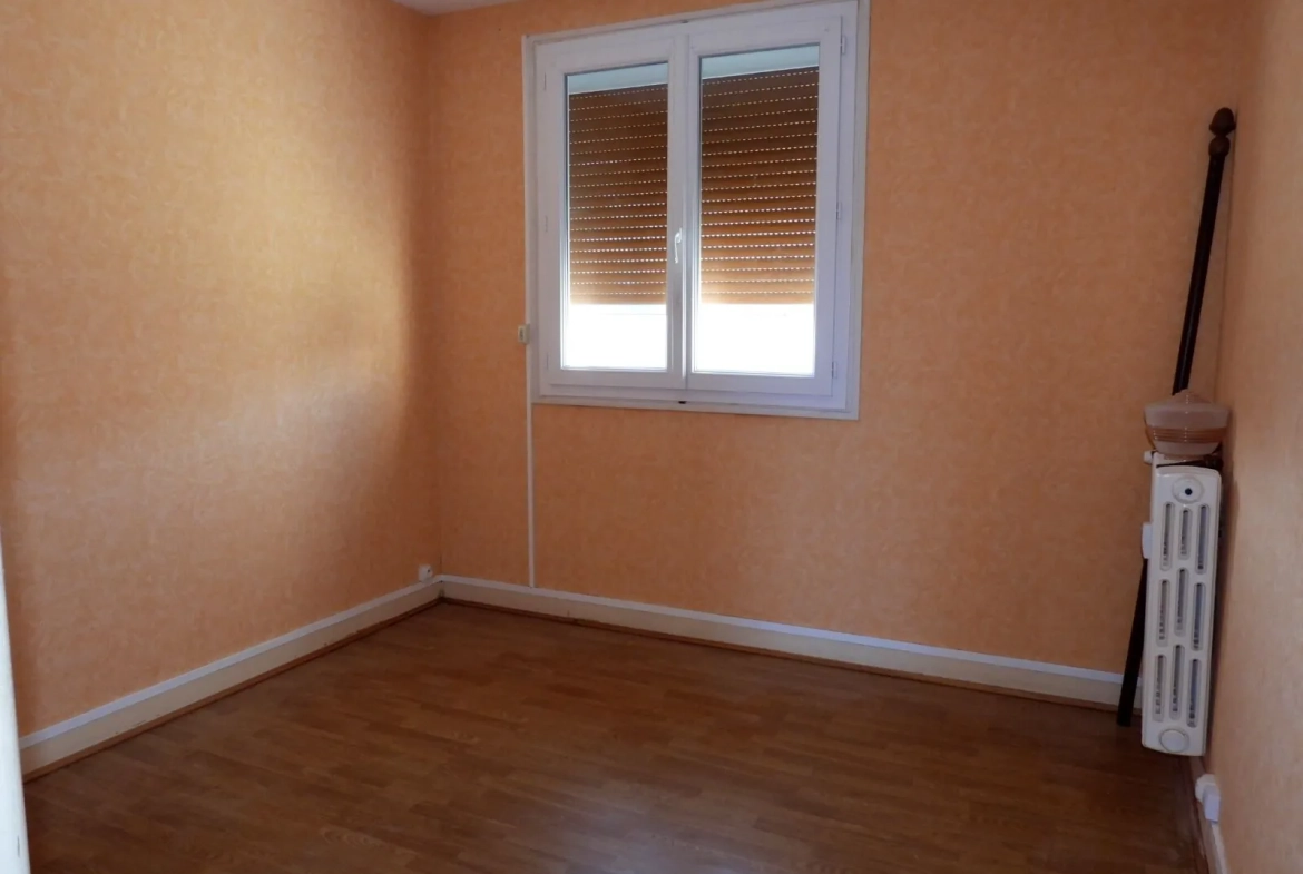 Appartement à Fécamp avec balcon, proche centre-ville, idéal investisseur ou résidence secondaire 