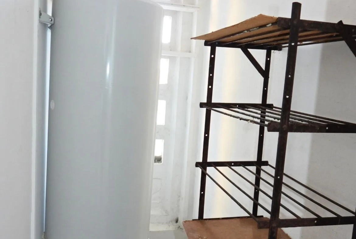 Appartement à Fécamp avec balcon, proche centre-ville, idéal investisseur ou résidence secondaire 