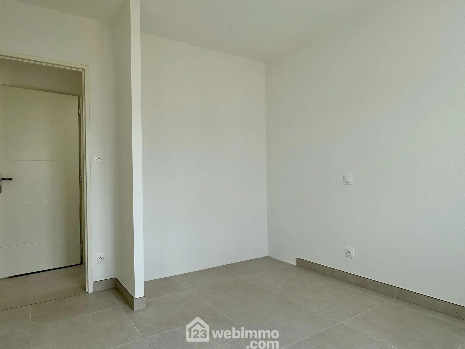 Vente maison neuve de 95 m² à Montamisé, proche commerces et écoles 