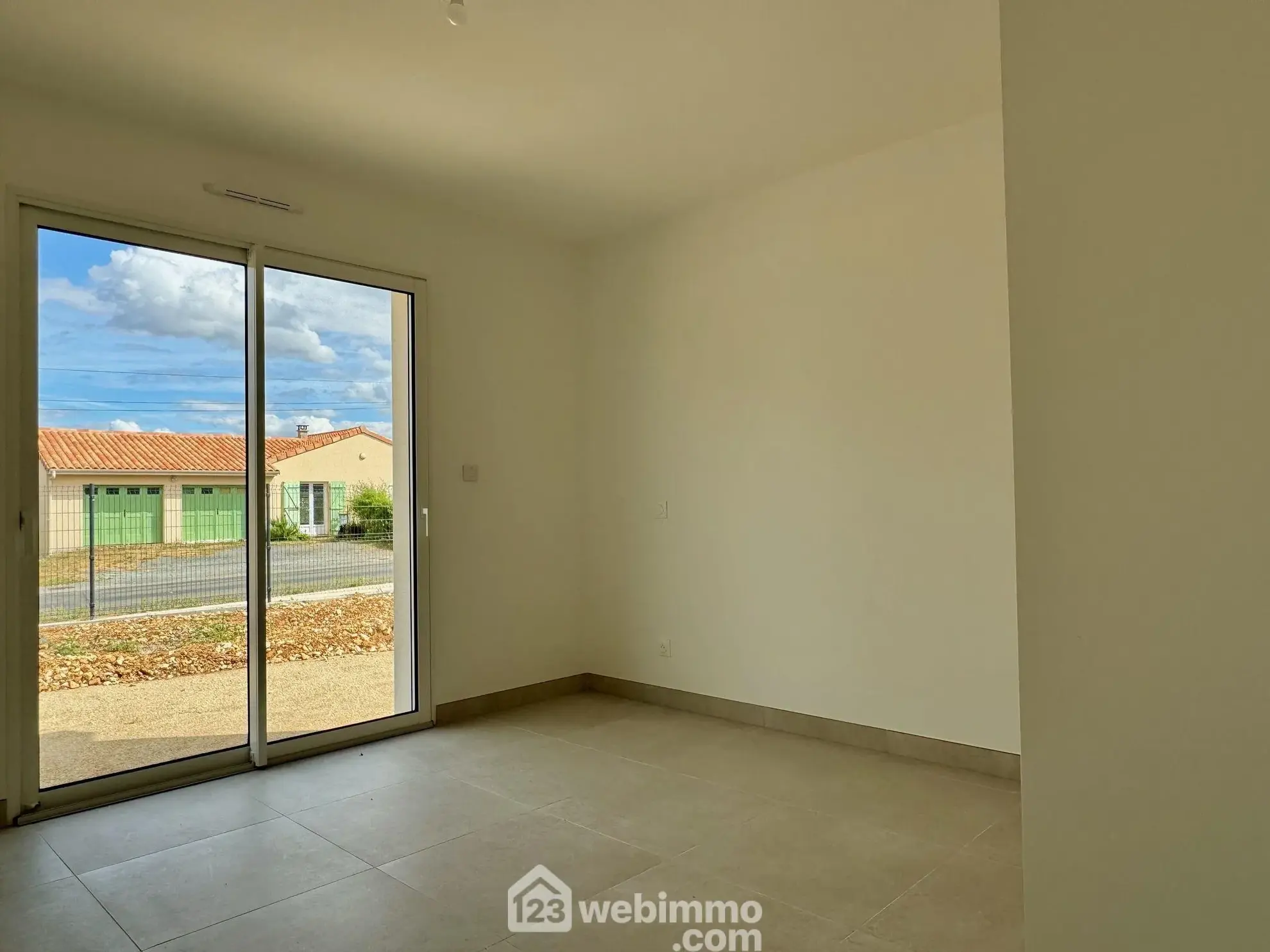 Vente maison neuve de 95 m² à Montamisé, proche commerces et écoles 