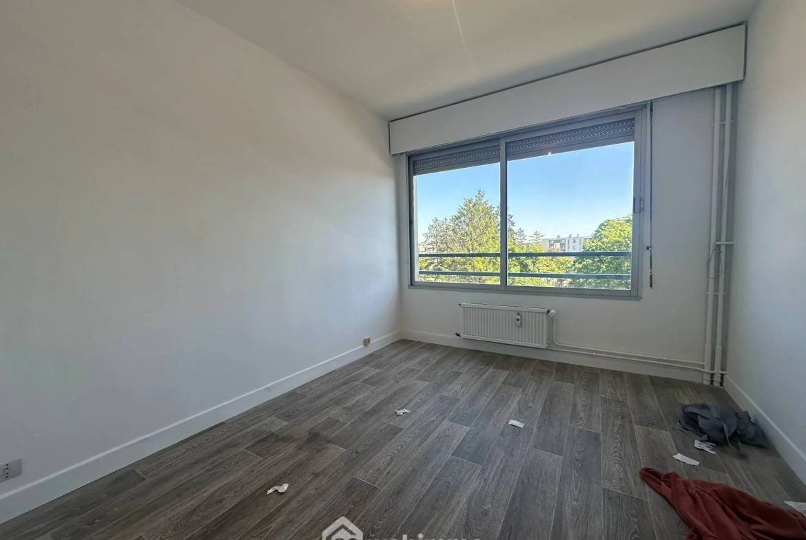 Appartement à Laon de 73 m² avec parking et cave, idéal investissement locatif 