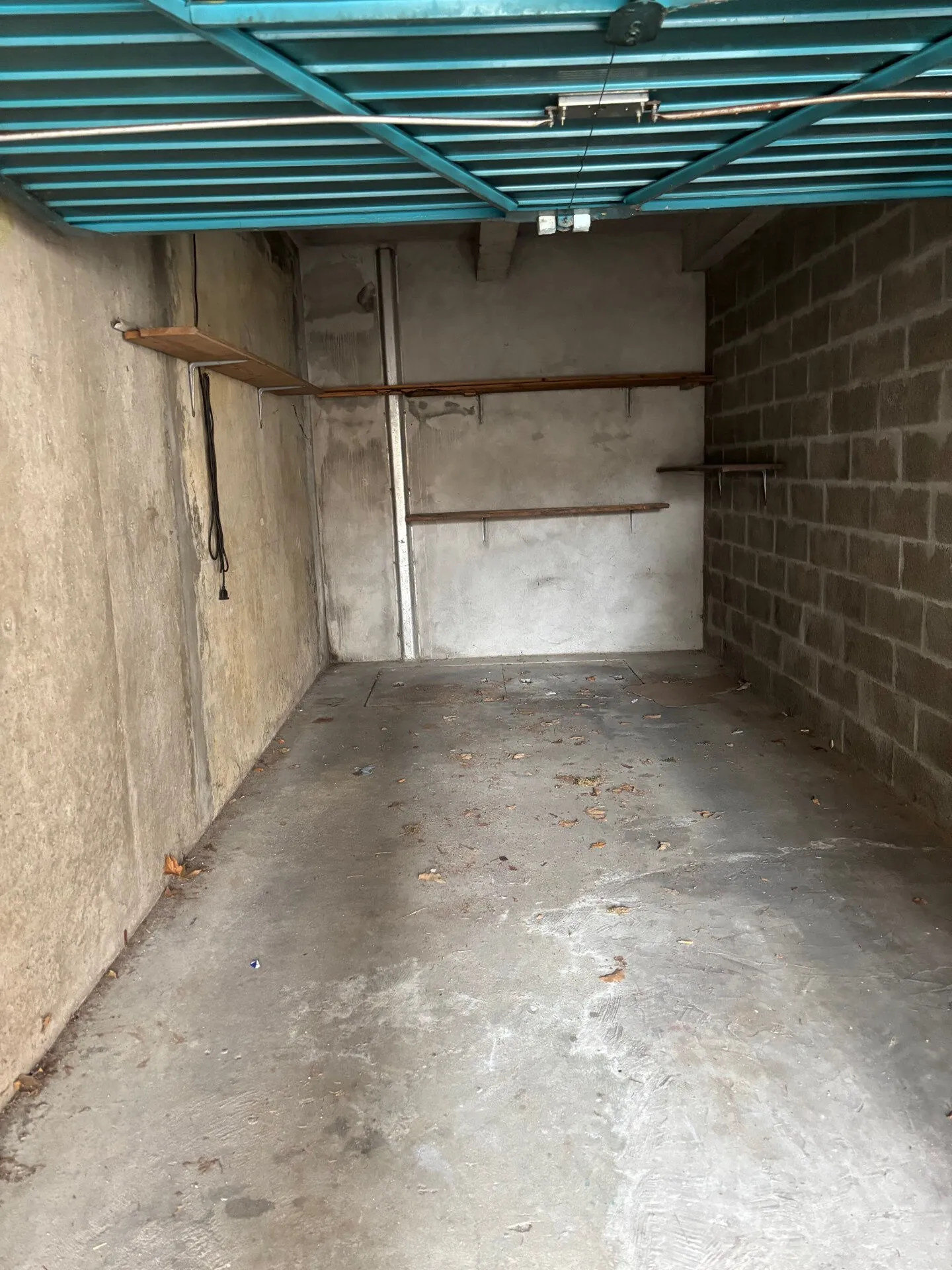 Appartement T2 avec piscine, balcon, garage et cave à Villefranche-sur-Saône 