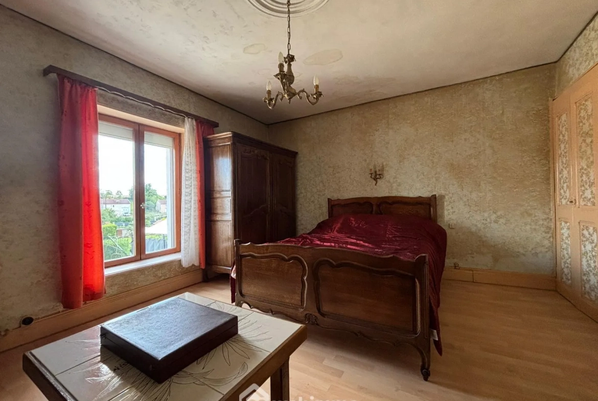 Petite maison à rénover de 70 m² avec jardin à Les Monthairons proche Verdun 