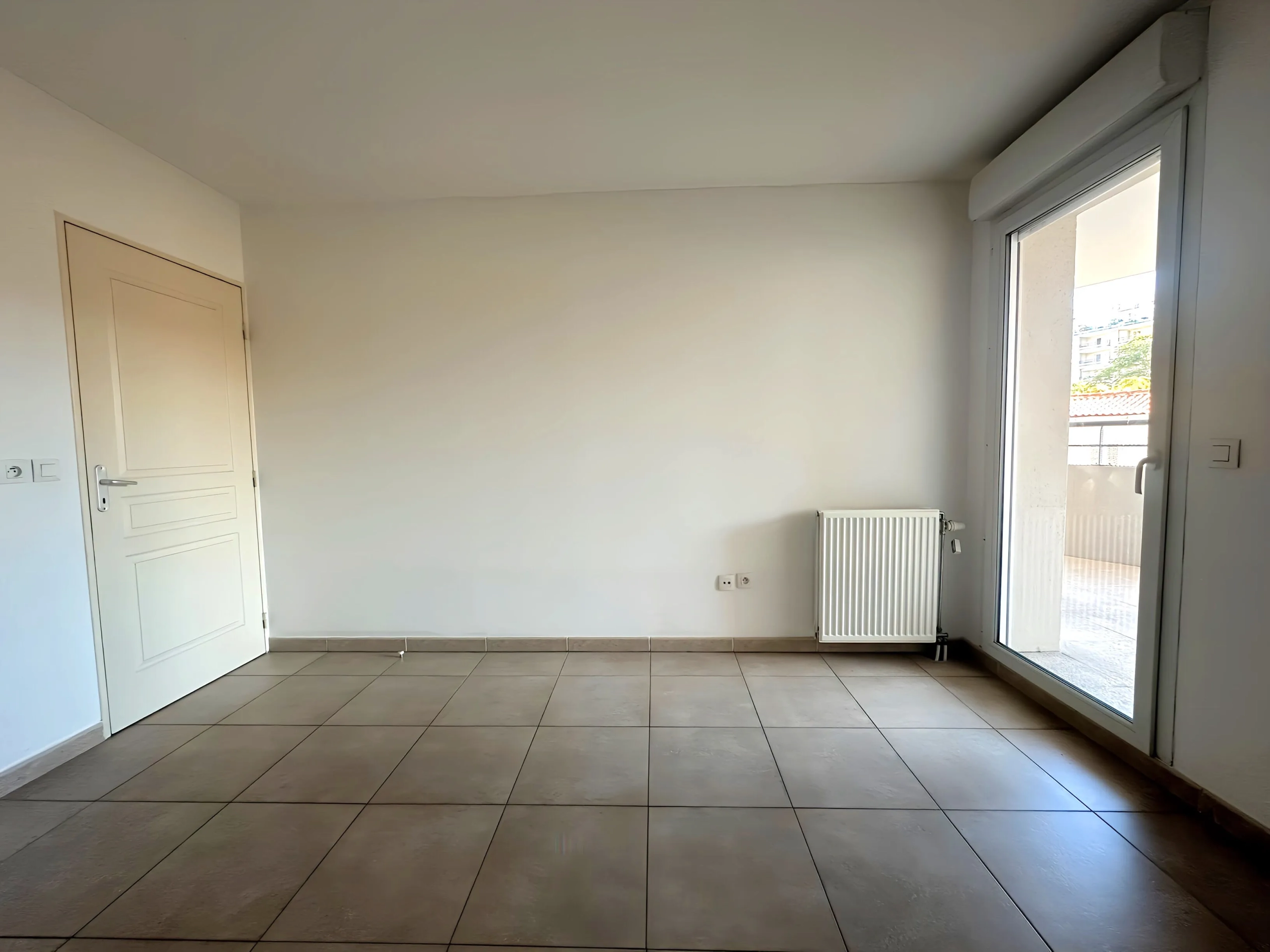 Appartement 3 pièces avec terrasse à Marseille, quartier du Rouet 