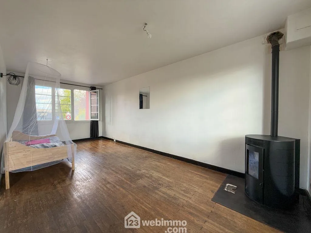 Maison à La Tardière de 67 m² avec jardin clos et garage 