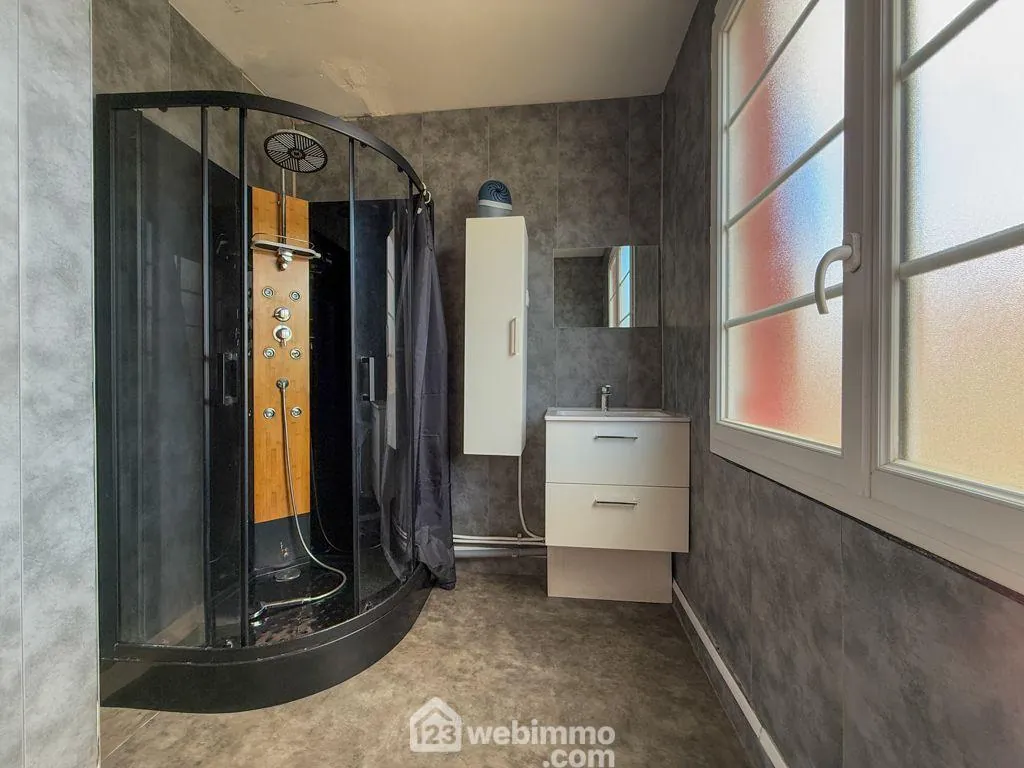 Maison à La Tardière de 67 m² avec jardin clos et garage 