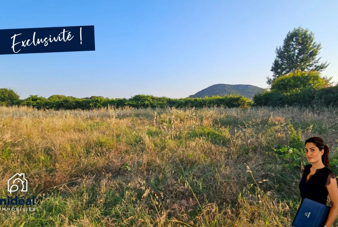 Terrain constructible proche de Sommières avec vue dégagée et potentiel élevé 