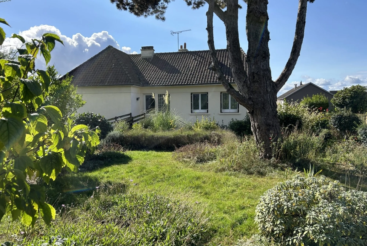 Maison de plain-pied en Normandie avec jardin à Flers 