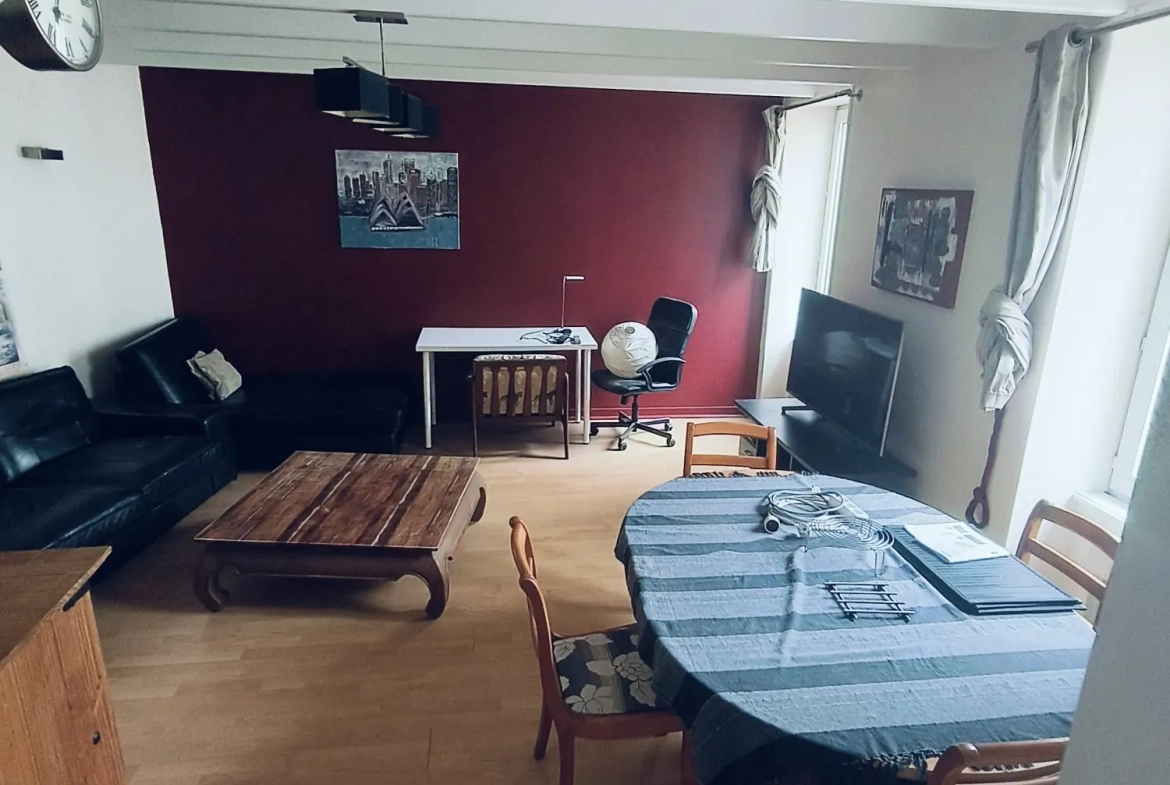 Appartement duplex à Brest Saint Martin avec 3 chambres et terrasse agréable 