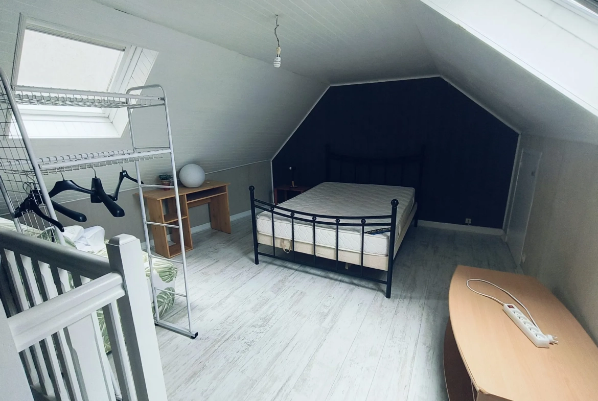 Appartement duplex à Brest Saint Martin avec 3 chambres et terrasse agréable 