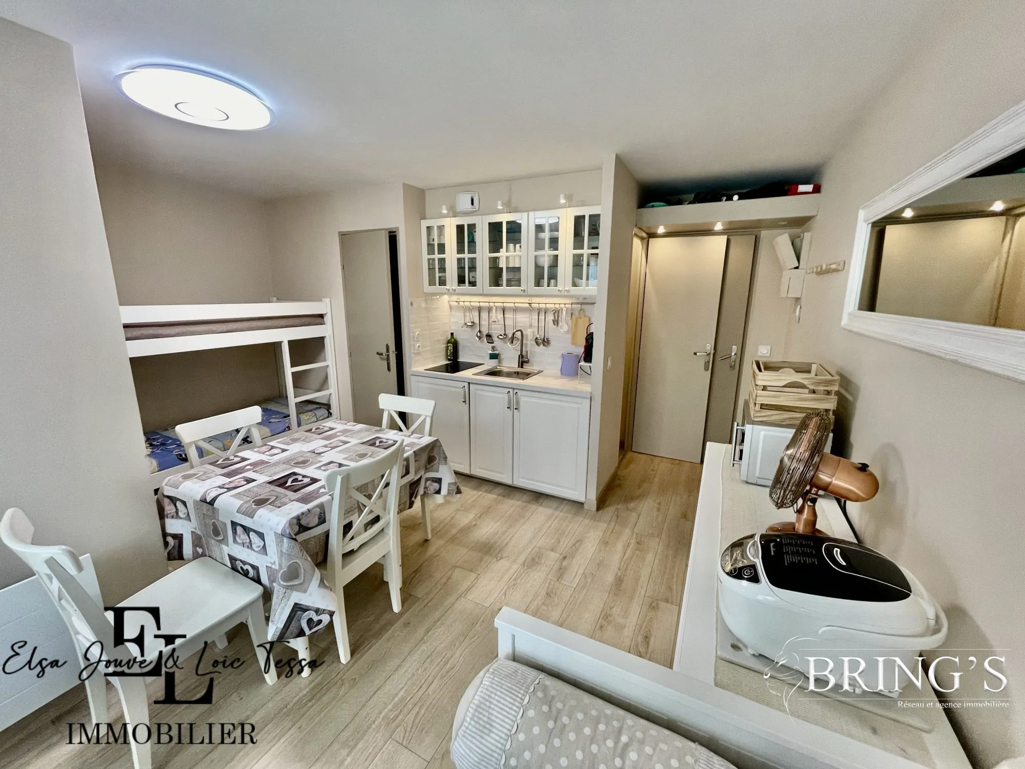 Appartement 2 pièces rénové en front de neige à La Joue du Loup 