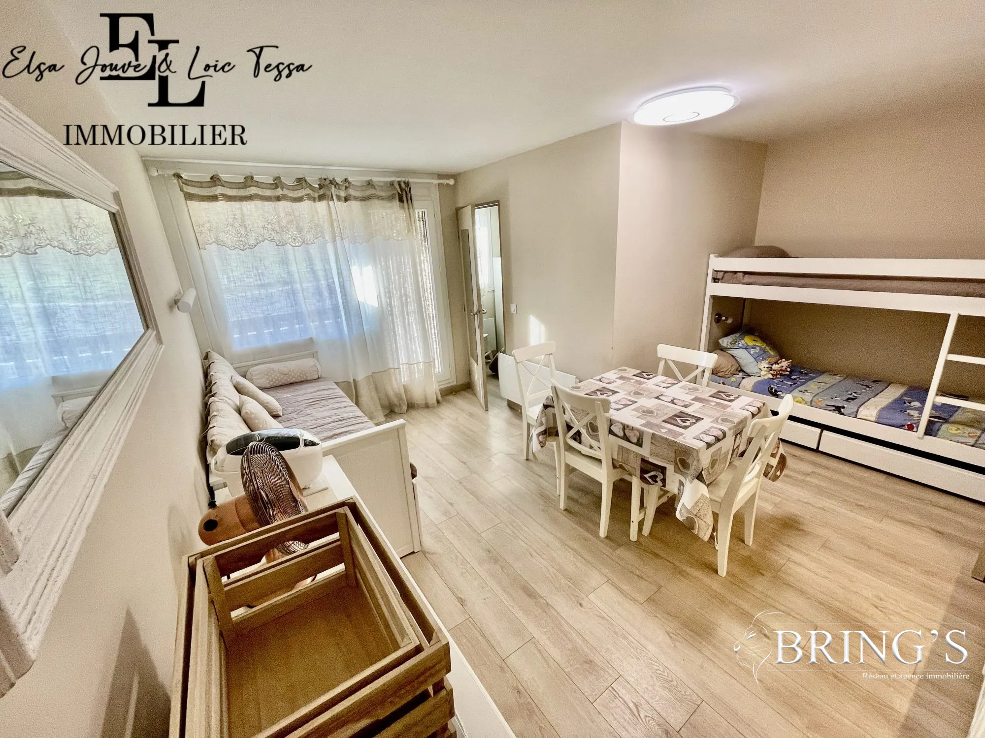 Appartement 2 pièces rénové en front de neige à La Joue du Loup 