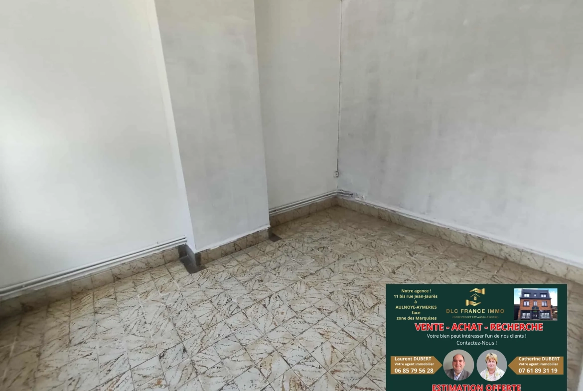 Maison semi-individuelle à rafraîchir à Englefontaine - Grand terrain de 696 m² 