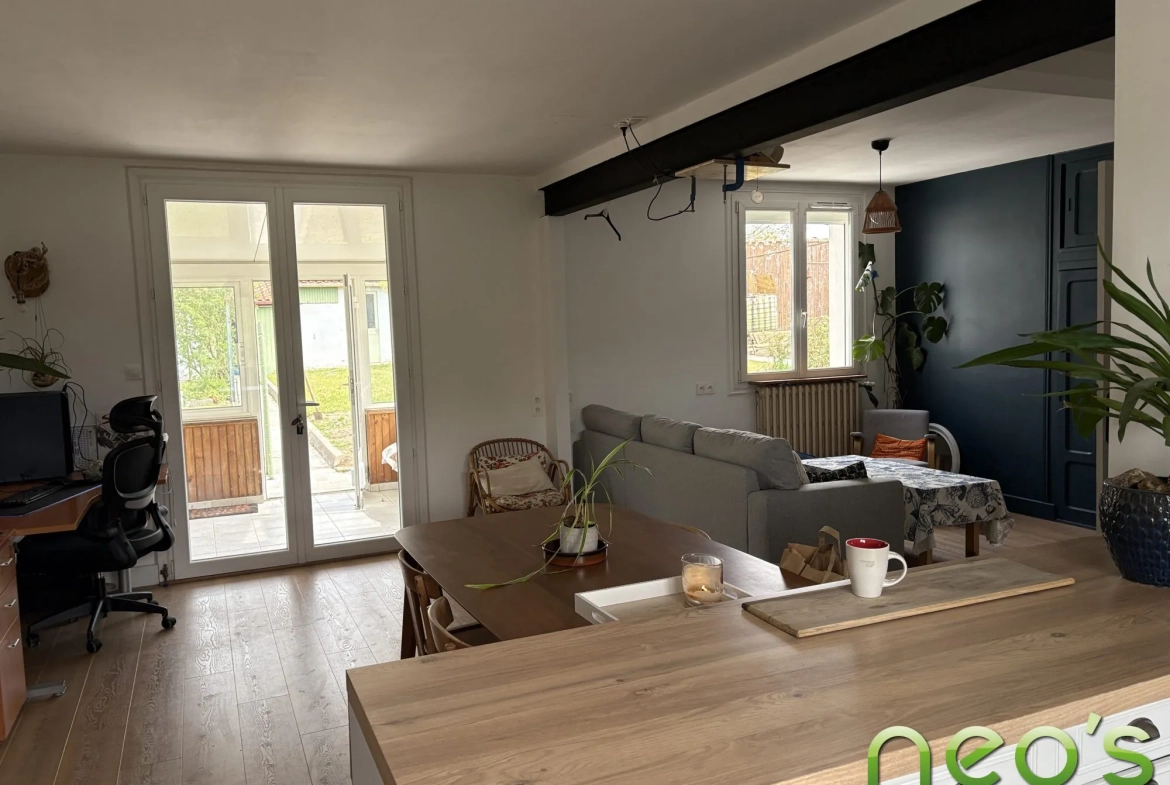Maison à vendre à Montfaucon-Montigné - 73 m² avec terrain et garage 