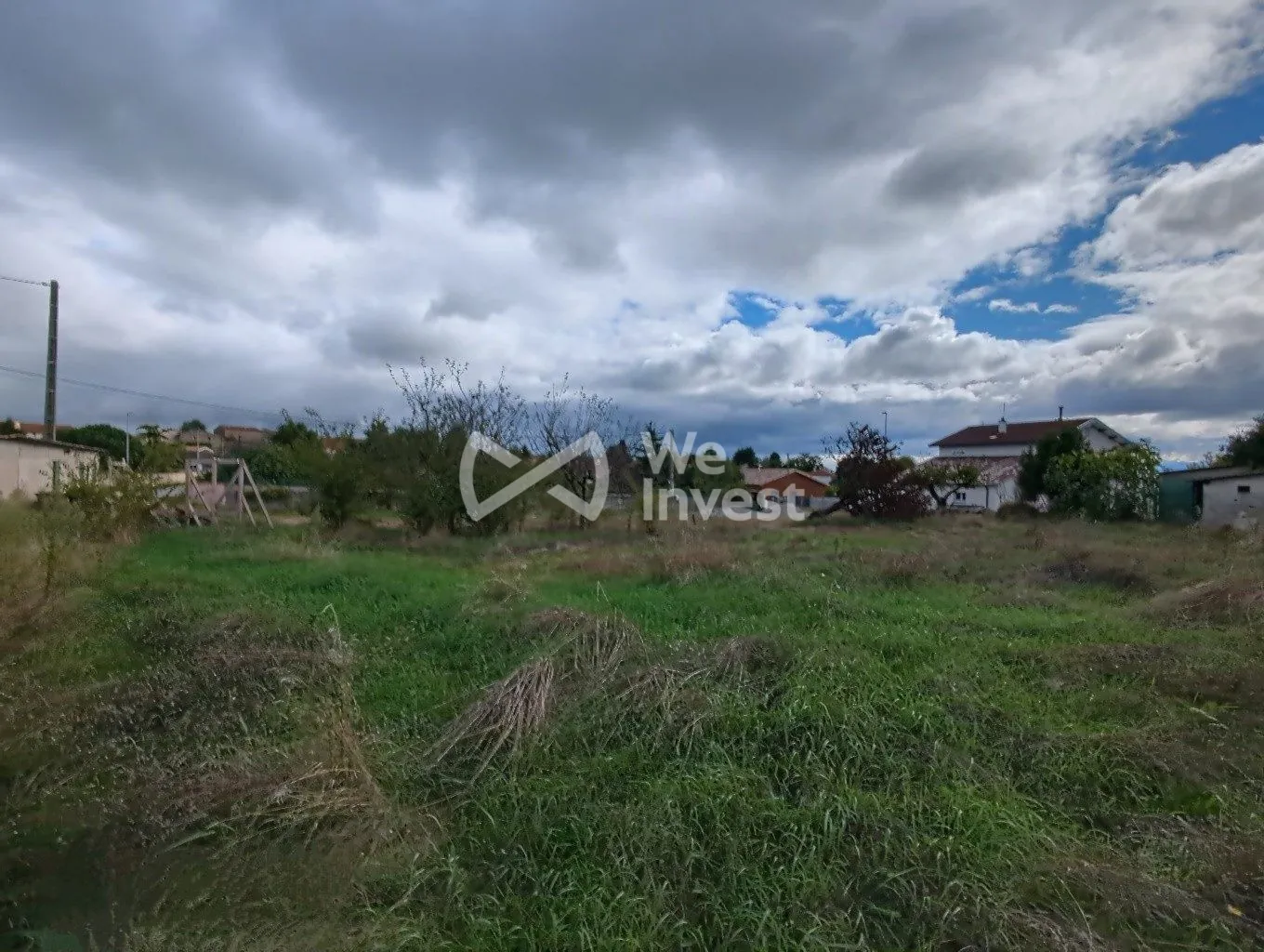 Terrain constructible de 879 m² à Vernosc-lès-Annonay, prise directe à saisir 