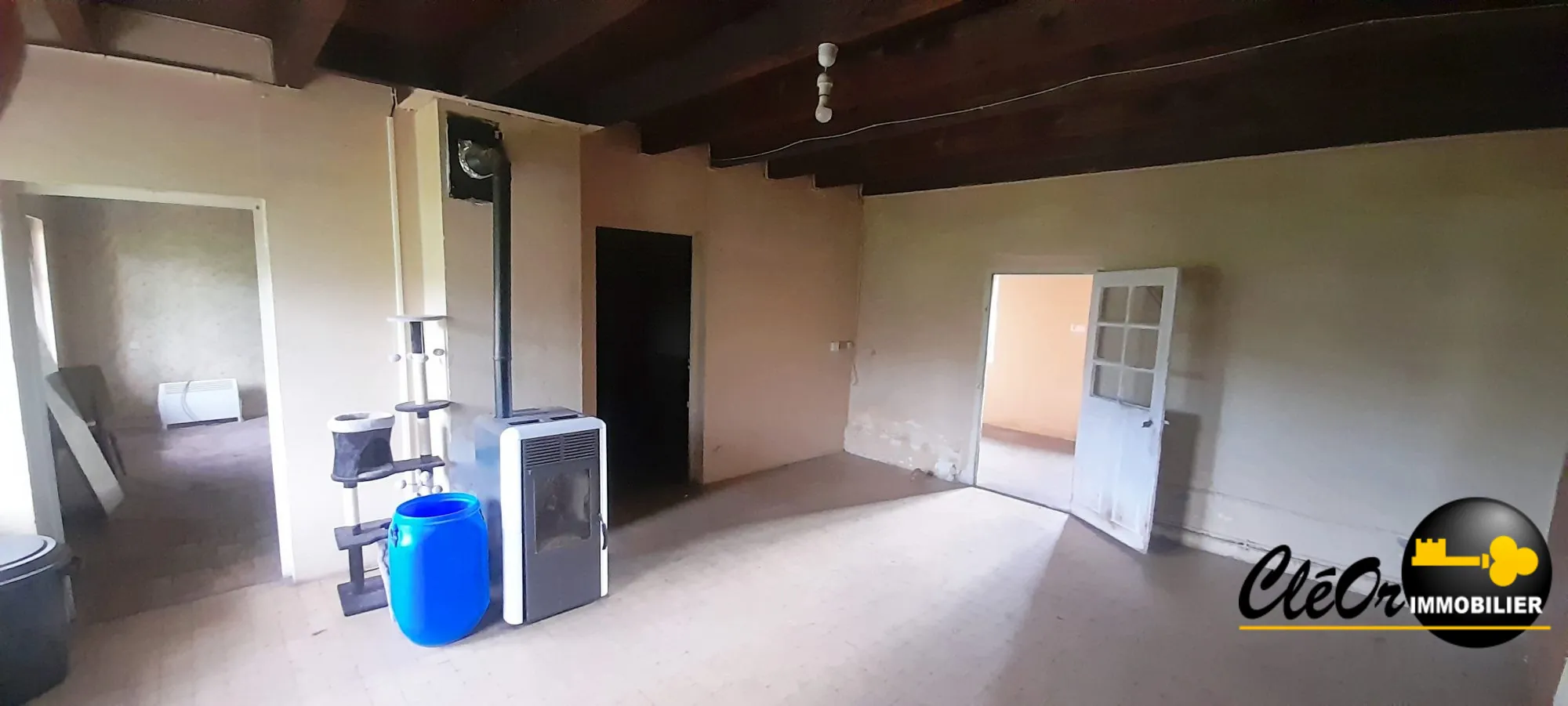 Maison à rénover avec terrain à Mervans - 78 m² 