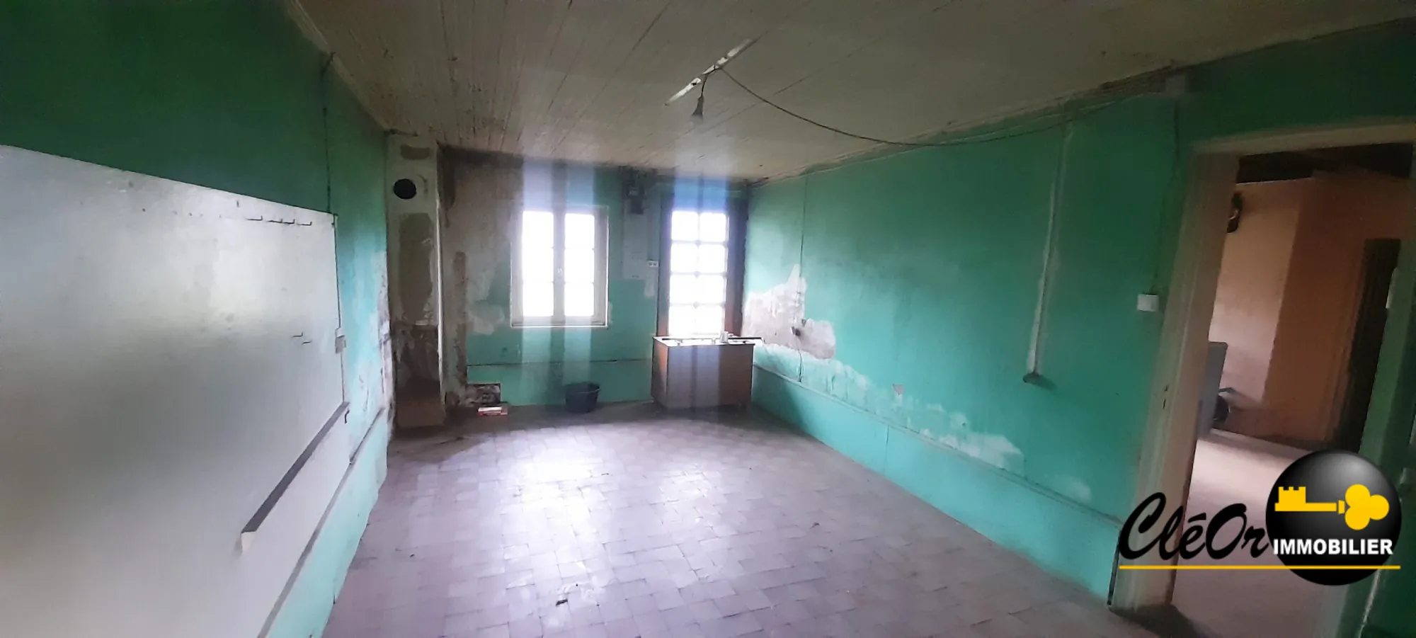 Maison à rénover avec terrain à Mervans - 78 m² 