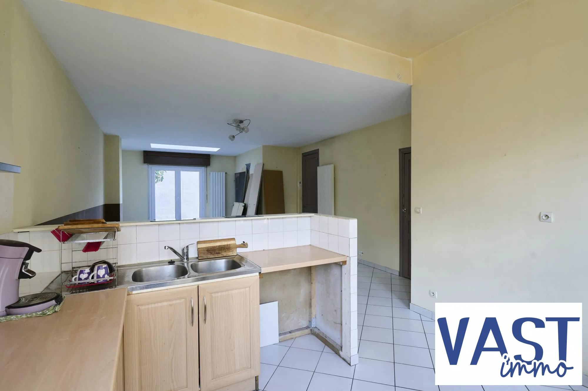 Maison ancienne de 1930 avec jardin à Roubaix – Charme et potentiel 